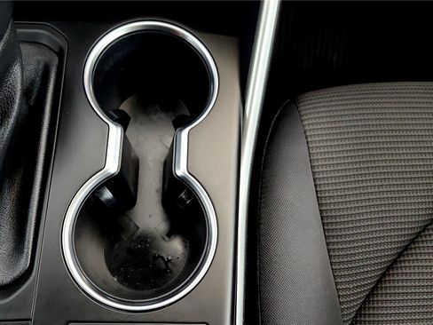 Used 2023 Toyota Highlander L image 33