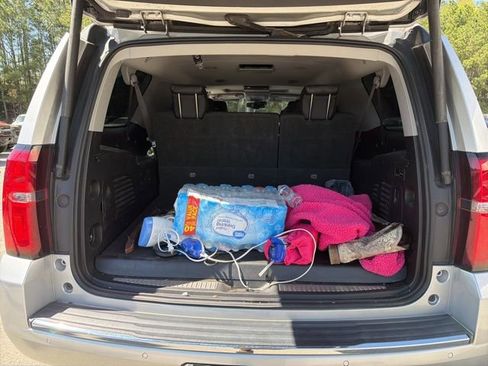 Used 2017 Chevrolet Suburban Premier image 14