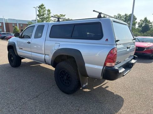 Used 2013 Toyota Tacoma 4x4 Access Cab V6 w/ Convenience Pkg image 4