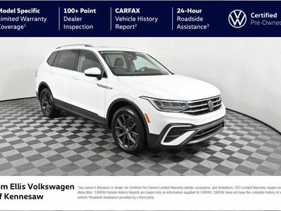 Certified 2022 Volkswagen Tiguan SE w/ Panoramic Sunroof Package