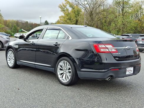 Used 2018 Ford Taurus Limited image 4
