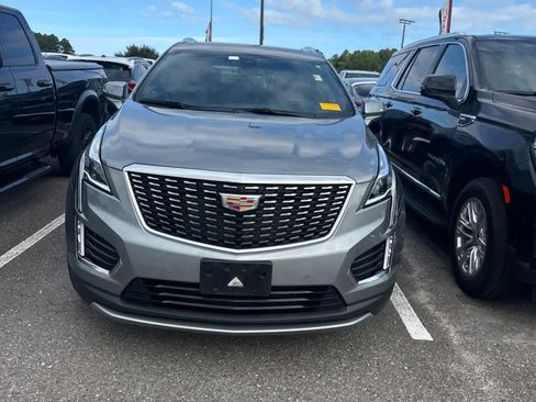 Used 2024 Cadillac XT5 Premium Luxury w/ LPO, Floor Liner Package FWD image 2