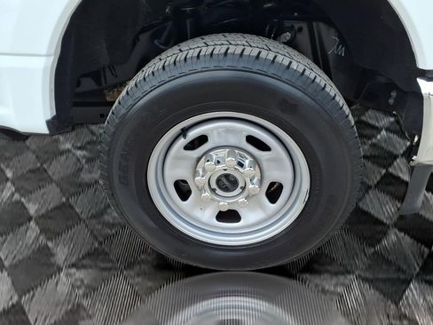 Used 2024 Ford F350 XL w/ XL Chrome Package image 7