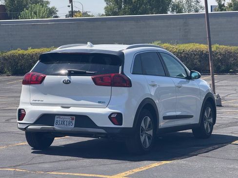 Used 2020 Kia Niro LX FWD image 5