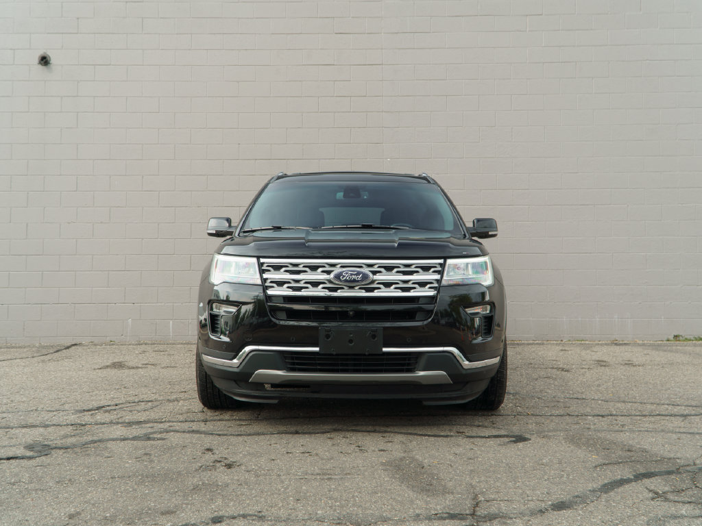 Used 2018 Ford Explorer Limited w/ Equipment Group 301A AWD/4WD image 10