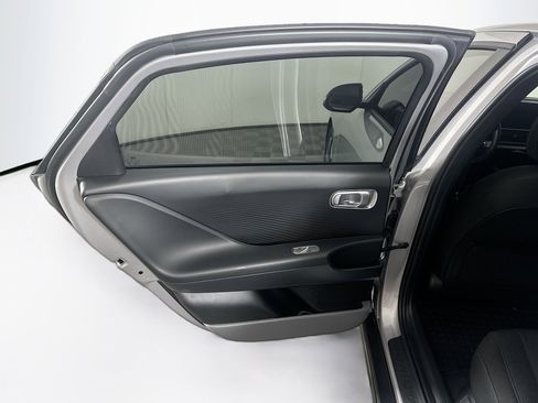 Used 2024 Hyundai Ioniq 6 SE image 26