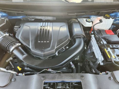 Used 2024 GMC Acadia Denali FWD image 31