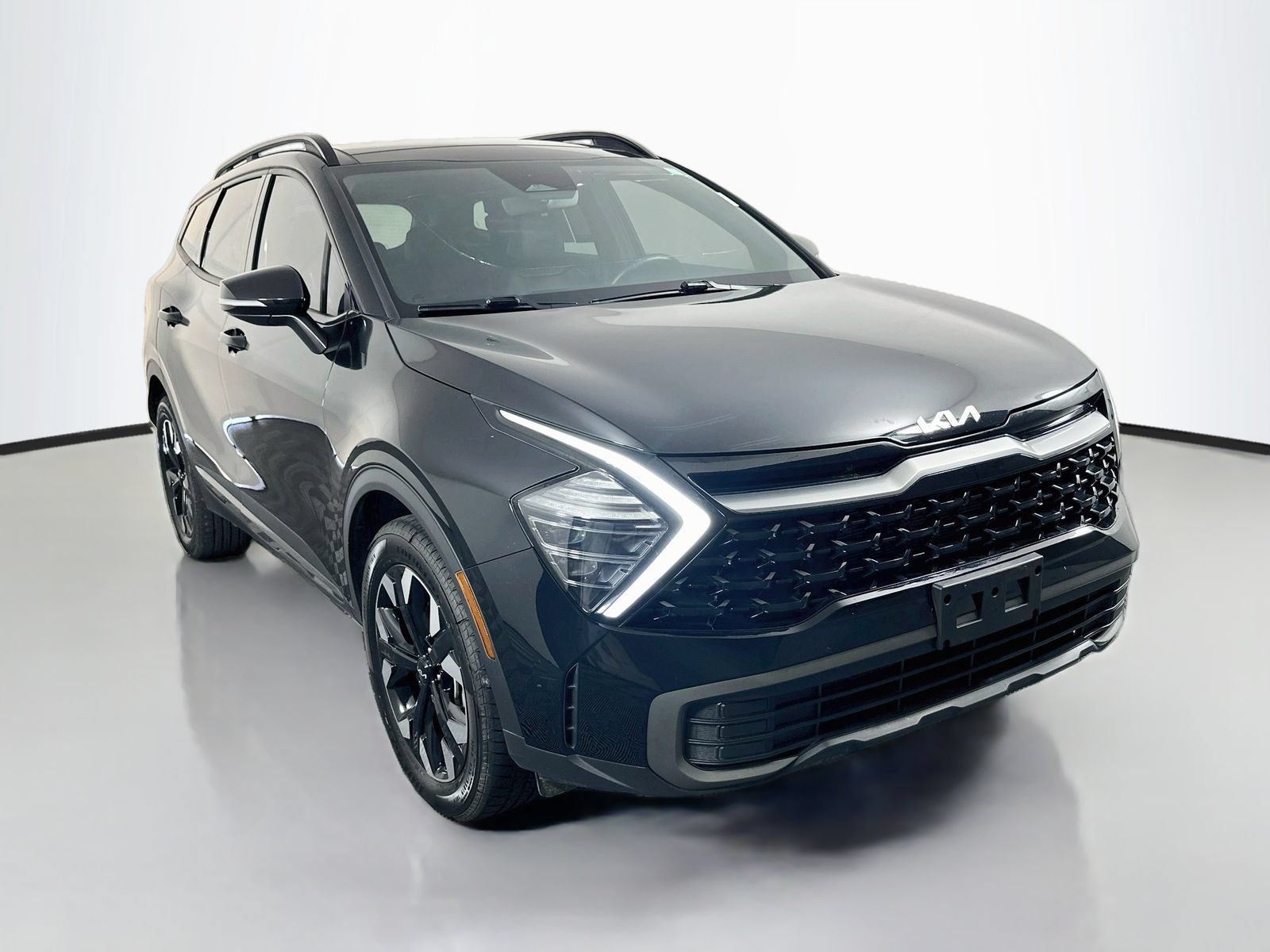 Used 2024 Kia Sportage X-Line w/ X-Line Premium Package AWD/4WD image 1