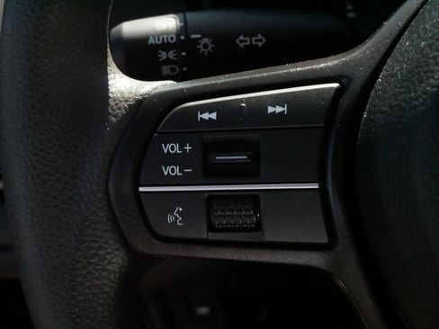 Certified 2023 Honda Accord EX image 27