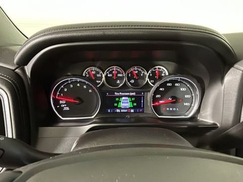 Used 2020 Chevrolet Silverado 1500 LTZ AWD/4WD image 17