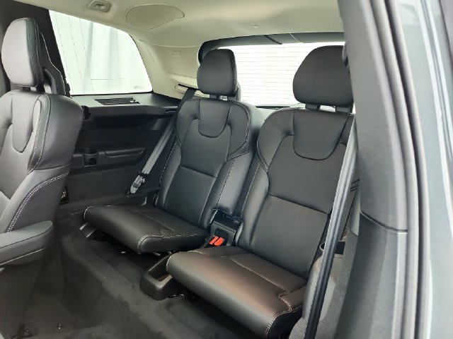 New 2027 Volvo XC90 B6 Ultra AWD/4WD image 29