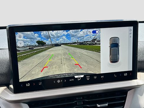 New 2026 Ford Explorer Active w/ Active Comfort Package RWD image 9