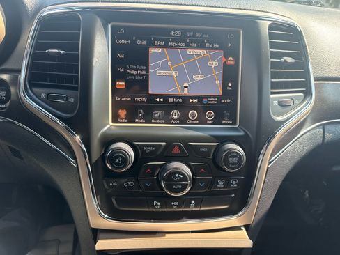 Used 2015 Jeep Grand Cherokee Limited AWD/4WD image 22
