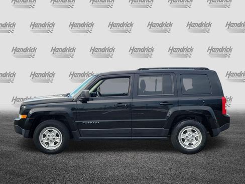 Used 2016 Jeep Patriot Sport w/ Power Value Group FWD image 4