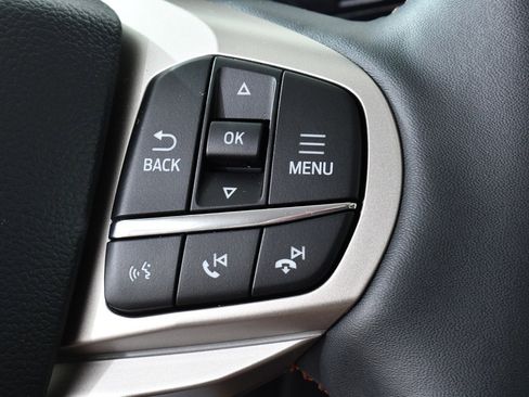 New 2025 Ford Explorer Active w/ Active Comfort Package image 34