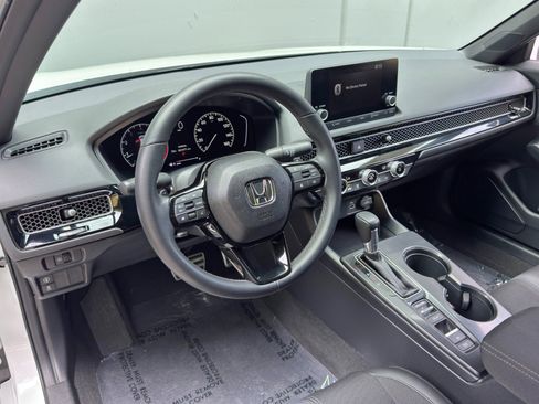 Used 2023 Honda Civic Sport image 12