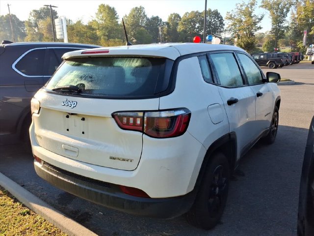 Used 2018 Jeep Compass Sport FWD image 8