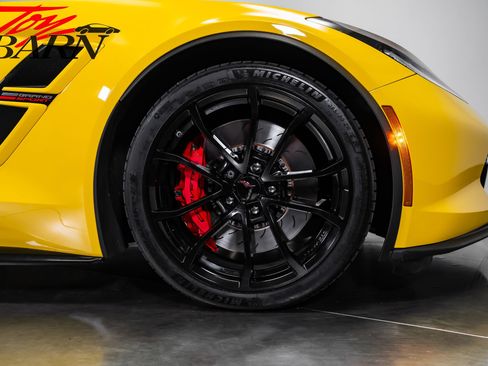 Used 2019 Chevrolet Corvette Grand Sport w/ Carbon Flash Badge Package RWD image 22