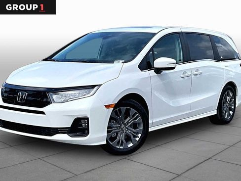 Used 2026 Honda Odyssey Touring image 1