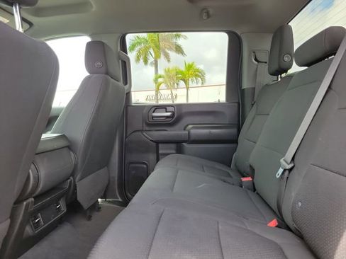 Used 2023 Chevrolet Silverado 2500 Custom w/ Custom Convenience Package image 10