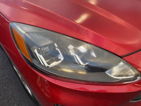 Used 2021 Ford Escape SE w/ Convenience Package image 5