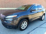 Used 2016 Jeep Cherokee Latitude w/ Comfort/Convenience Group image 5