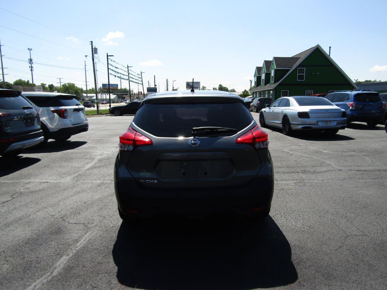 Used 2020 Nissan Kicks S FWD image 6