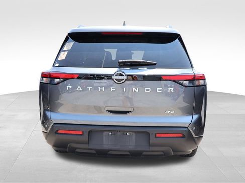 Used 2025 Nissan Pathfinder SV AWD/4WD image 18
