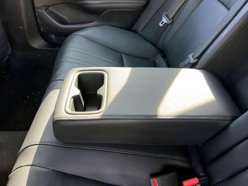Certified 2019 Honda Accord EX-L image 10