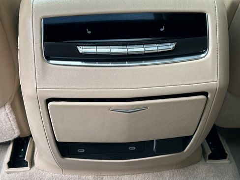 Used 2023 Cadillac Escalade Premium Luxury w/ Performance Package image 15