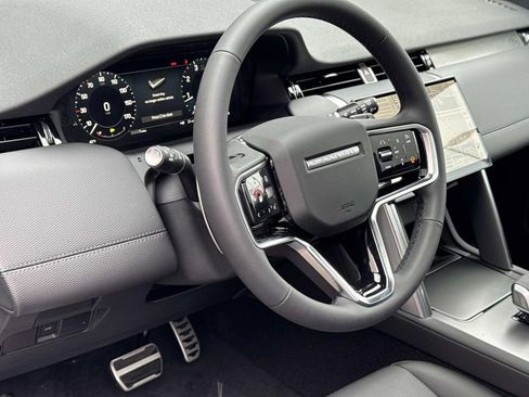New 2026 Land Rover Discovery Sport Landmark image 19