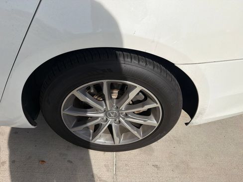 Used 2018 Acura TLX FWD image 13