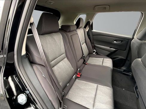 New 2026 Nissan Rogue SV FWD image 10