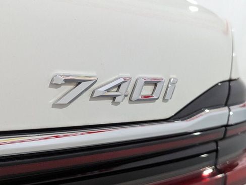 Used 2020 BMW 740i w/ Cold Weather Package image 47