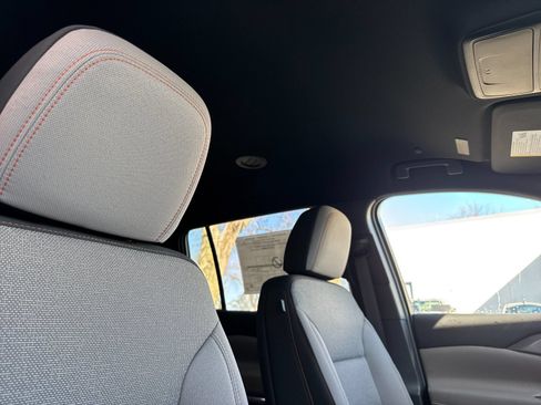 New 2026 Chevrolet Traverse LT FWD image 17