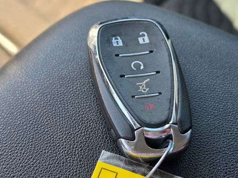 Used 2018 Chevrolet Equinox LT AWD/4WD image 23