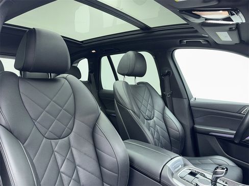 Used 2023 BMW X5 sDrive40i w/ Premium Package image 48