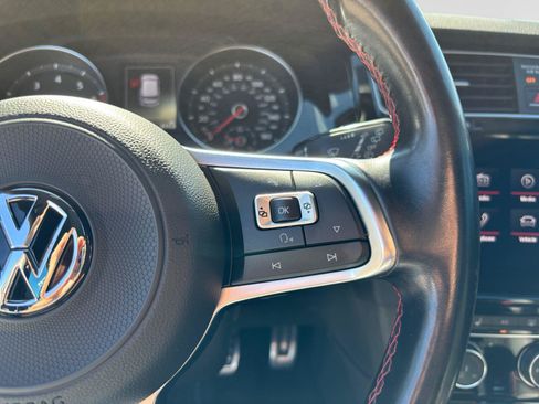 Used 2018 Volkswagen GTI SE w/ SE Leather Package FWD image 27