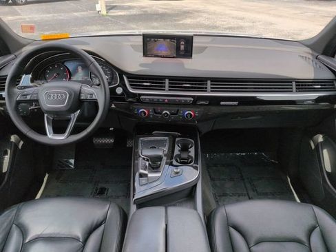 Used 2019 Audi Q7 3.0T Premium w/ Convenience Package AWD/4WD image 17