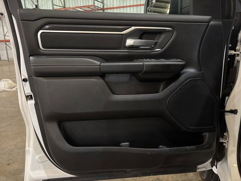 Used 2025 RAM 1500 Big Horn AWD/4WD image 16