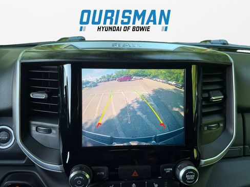 Used 2019 RAM 1500 Big Horn AWD/4WD image 18