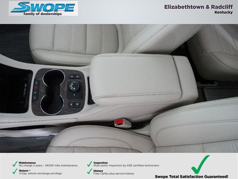 Used 2021 GMC Acadia Denali w/ Denali Technology Package AWD/4WD image 23