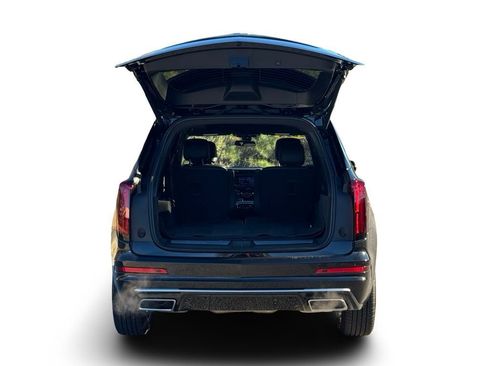 Certified 2025 Cadillac XT6 Premium Luxury image 17