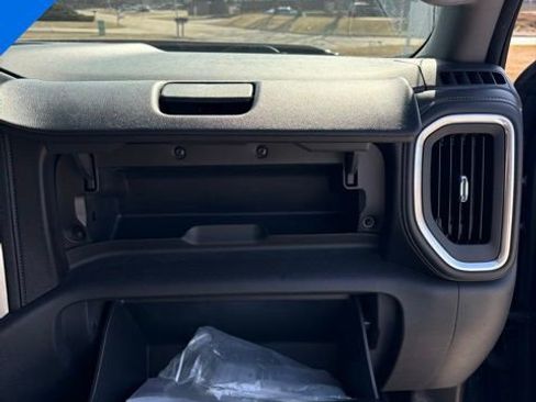 Used 2020 Chevrolet Silverado 1500 LTZ w/ LTZ Premium Package image 33