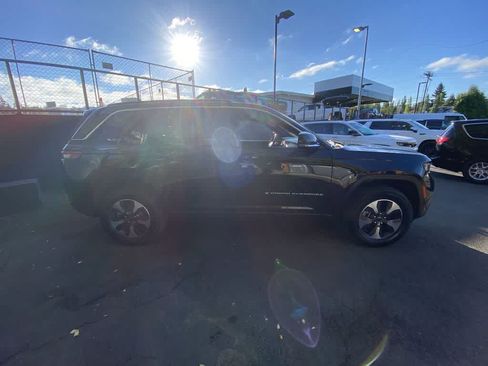 Used 2024 Jeep Grand Cherokee Limited 4xe AWD/4WD image 7