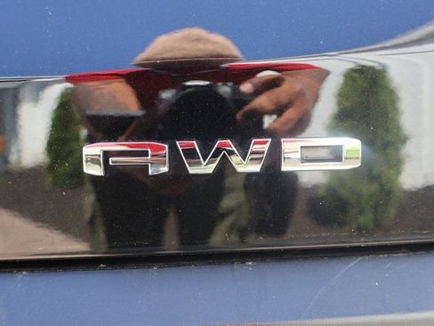 Certified 2023 GMC Acadia SLE w/ Driver Convenience Package AWD/4WD image 17