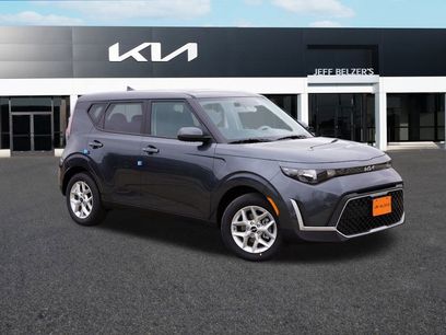 New 2025 Kia Soul LX