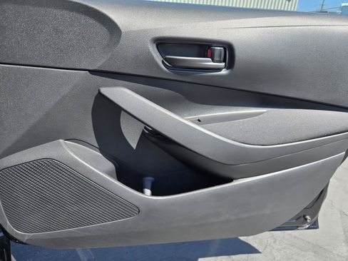 Used 2024 Toyota Corolla LE FWD image 30