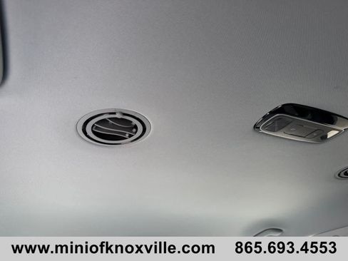 Used 2025 Hyundai Palisade SEL FWD image 19