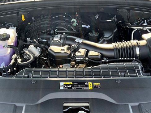 New 2025 Jeep Grand Cherokee L Limited w/ Trailer Tow Package image 12